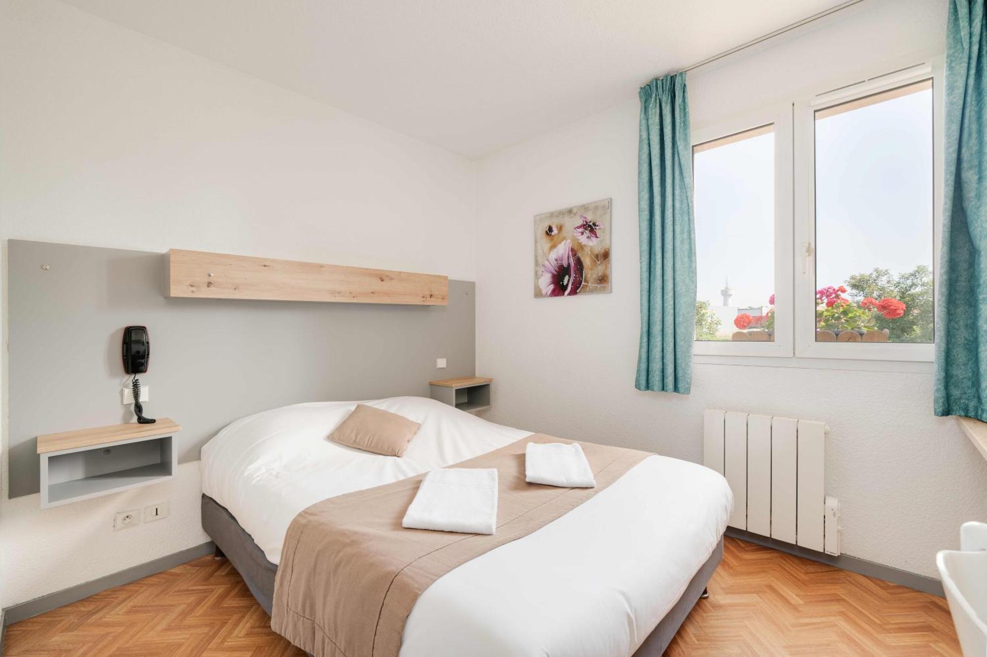 Hotel Acacia Nancy Sud Luneville Moncel-les-Luneville Ngoại thất bức ảnh