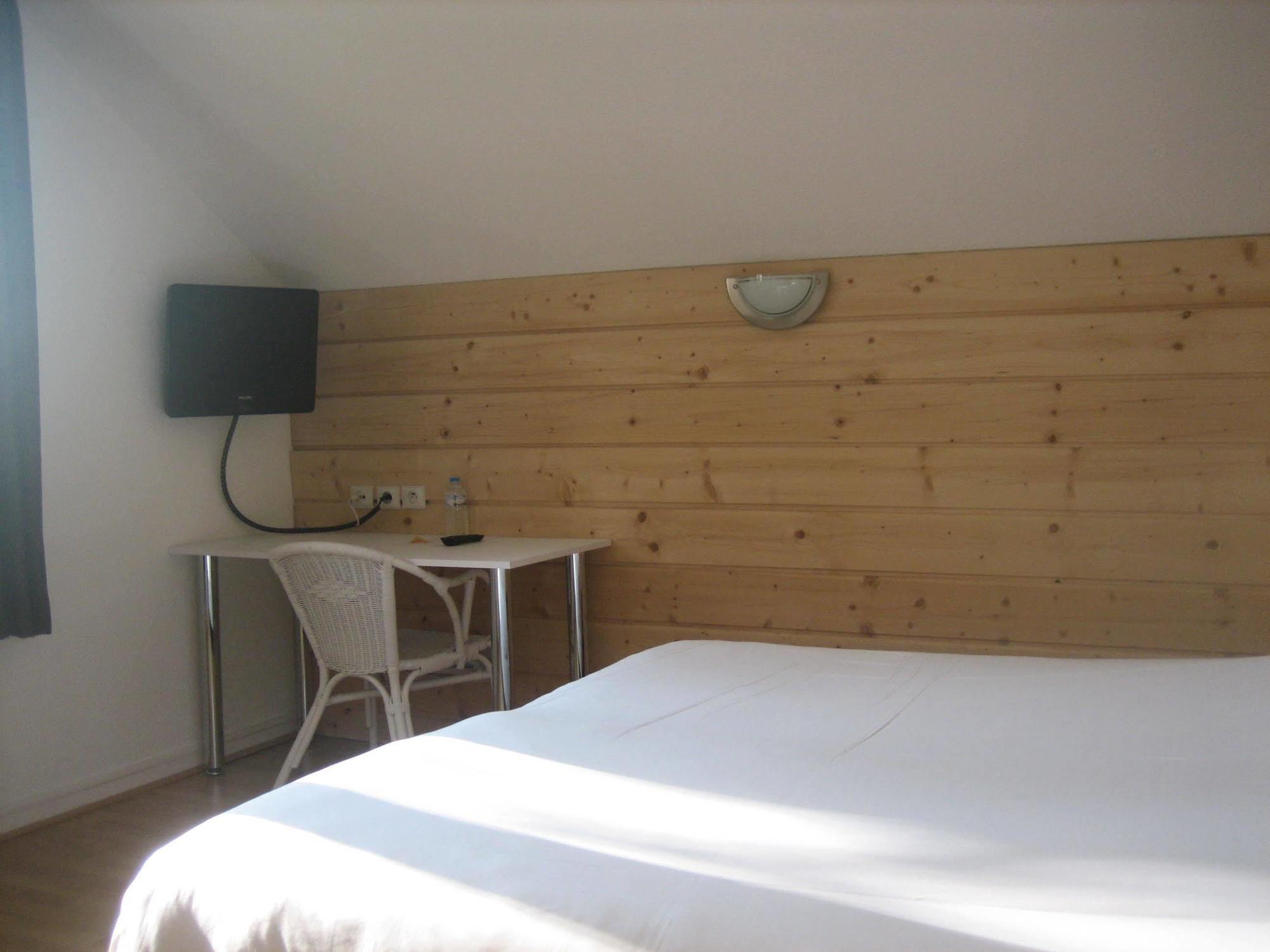 Hotel Acacia Nancy Sud Luneville Moncel-les-Luneville Ngoại thất bức ảnh